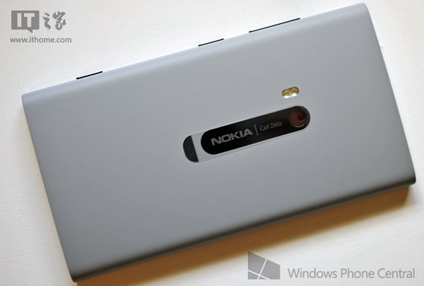 Lumia920等老WP设备强刷Win10 Mobile 14393体验：多数力不从心